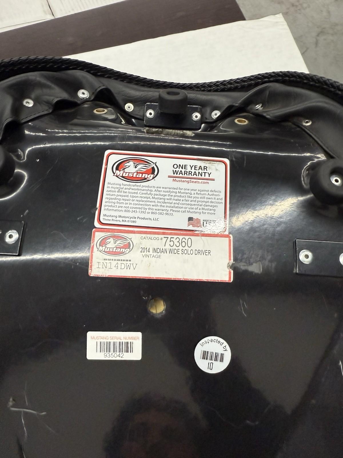 2014 - 2020 Indian WIDO SOLO DRIVER SEAT BLACK LEATHER 75360
