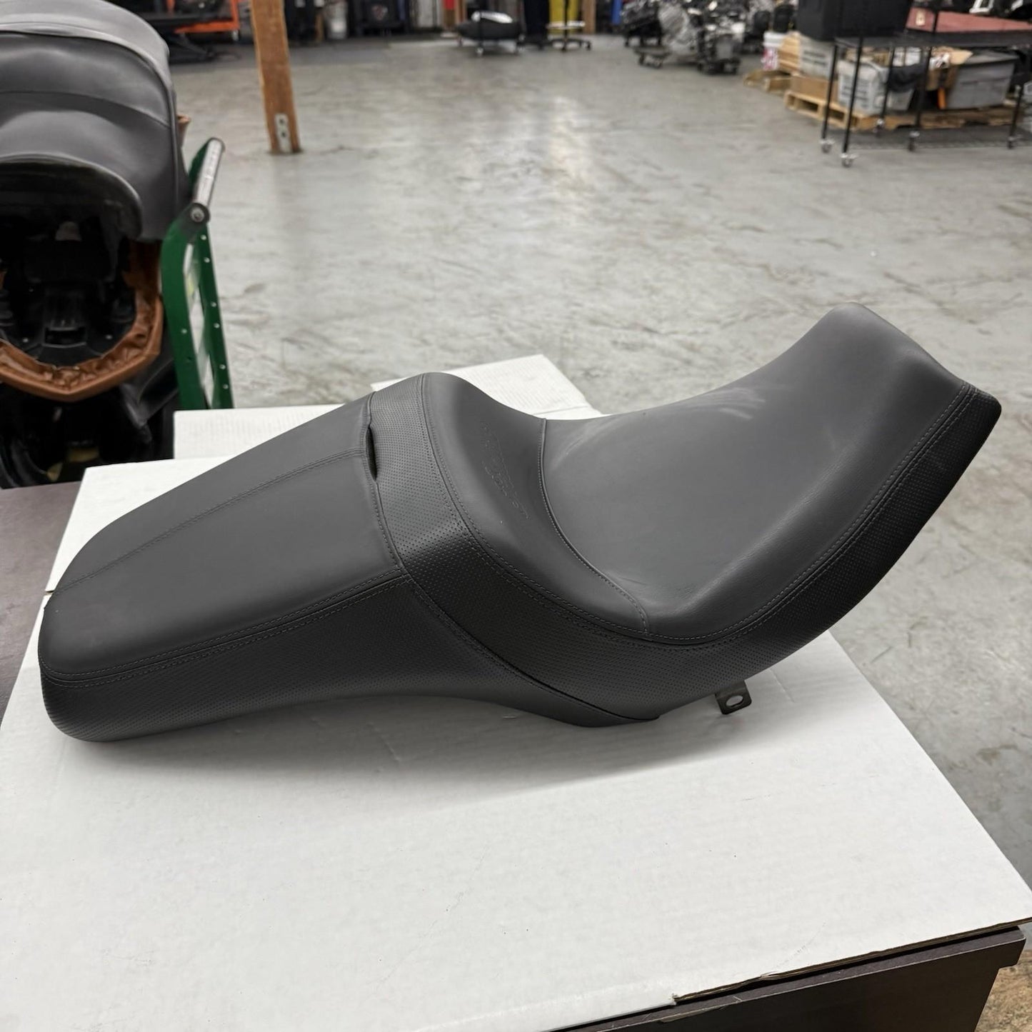 2022 INDIAN CHALLENGER 2 UP SEAT BLACK STOCK  2688651-VBA HD48