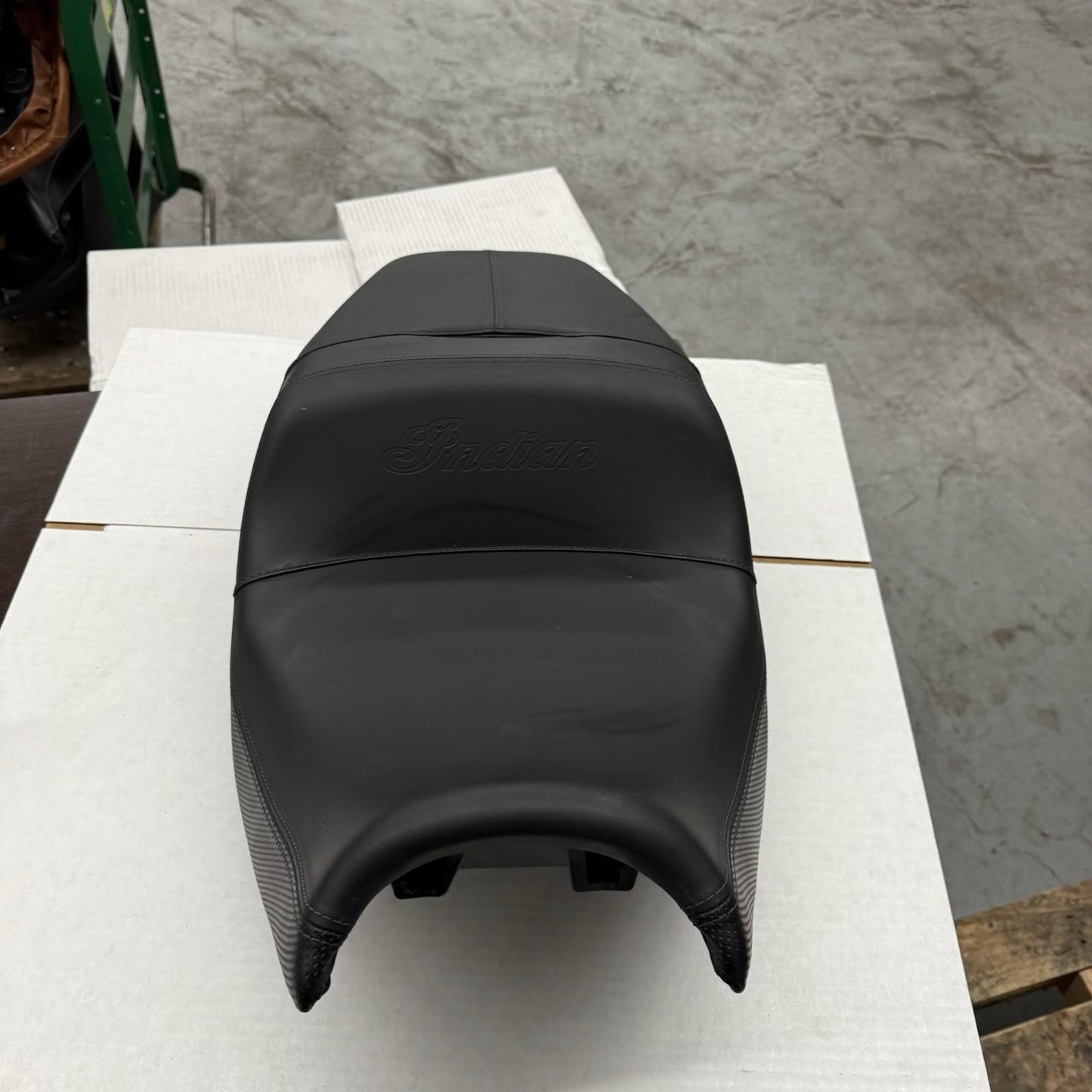 2022 INDIAN CHALLENGER 2 UP SEAT BLACK STOCK  2688651-VBA HD48
