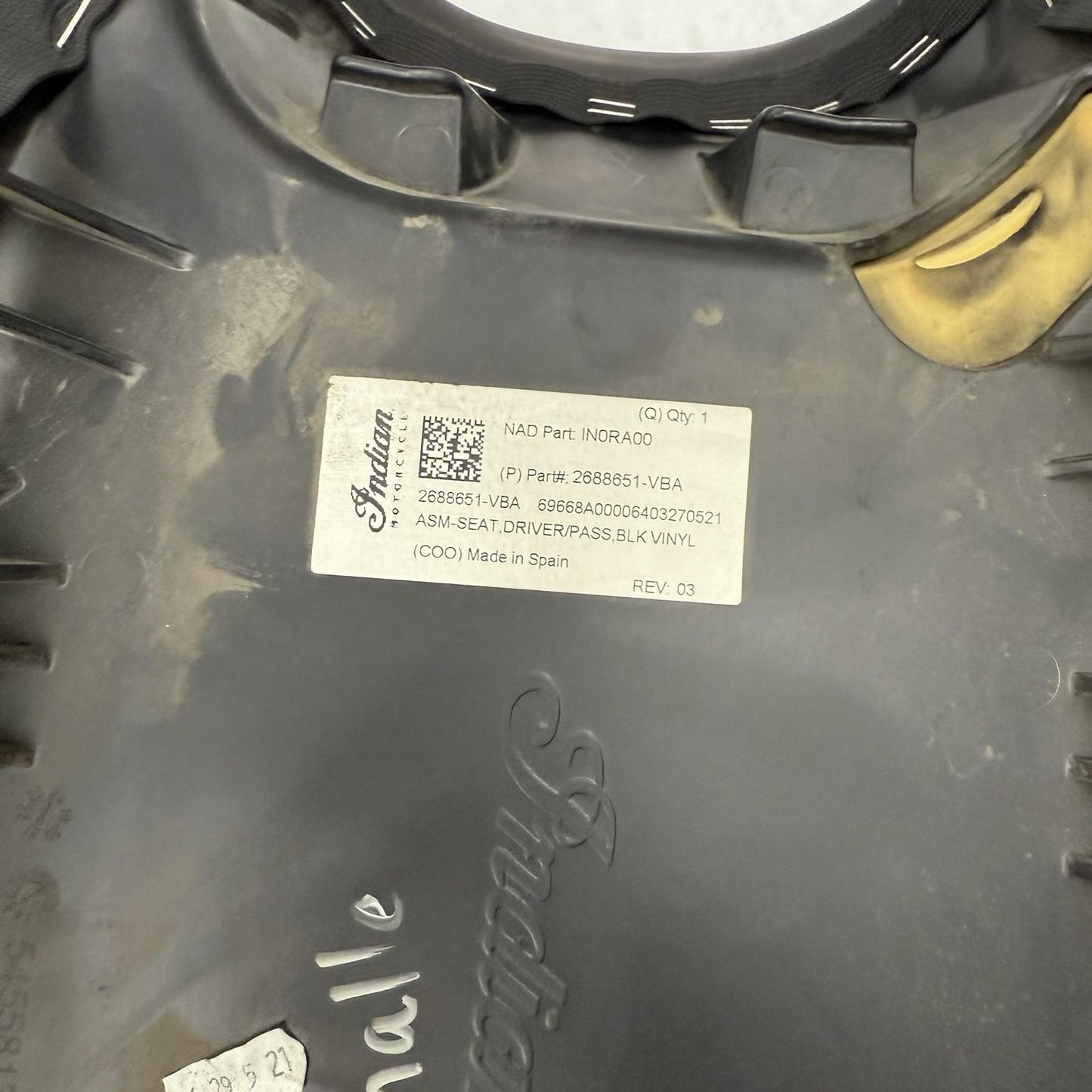 2022 INDIAN CHALLENGER 2 UP SEAT BLACK STOCK  2688651-VBA HD48