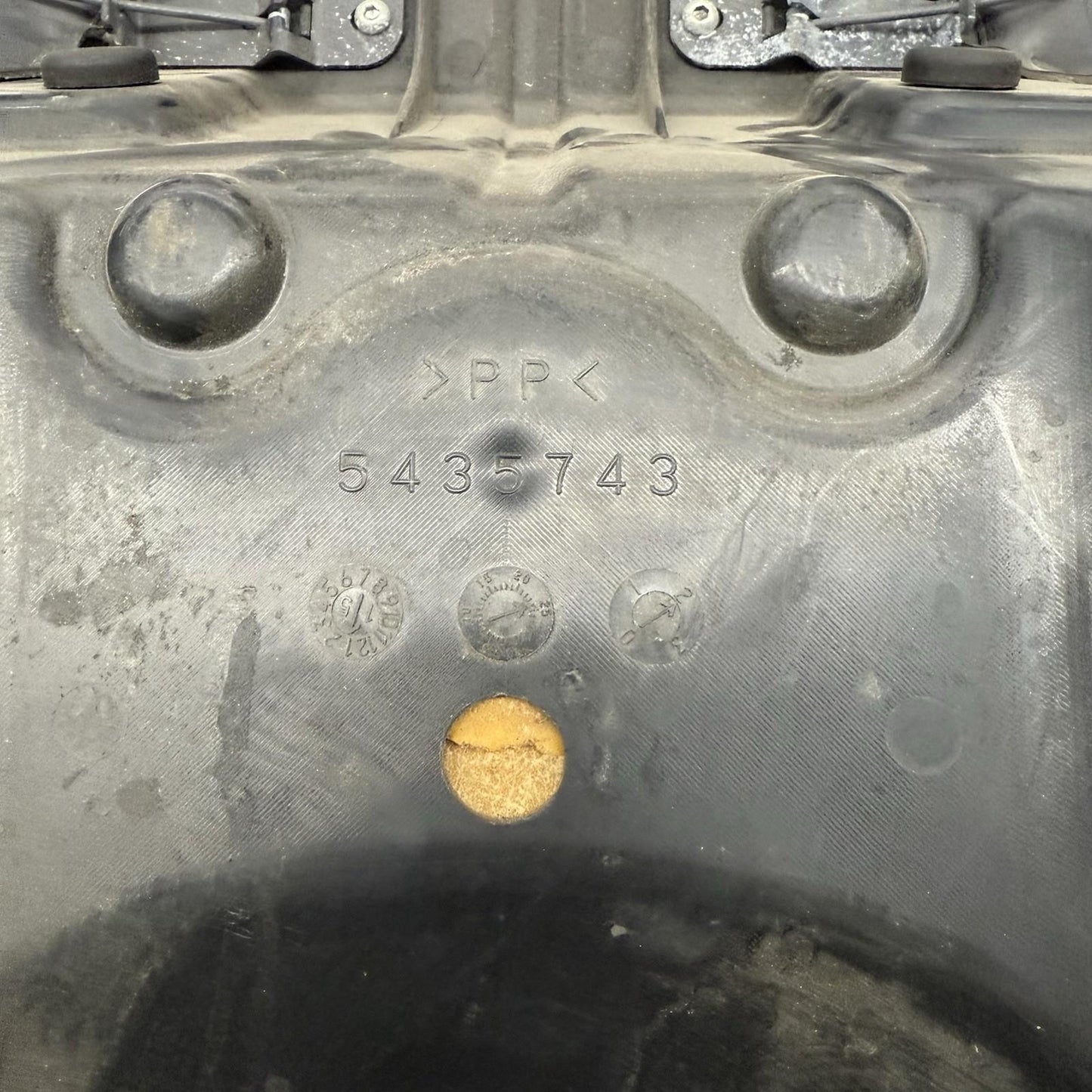 VICTORY HAMMER 1700 SEAT saddle HAMMER SEAT REAR 5435743 VICTORY SEAT OEM