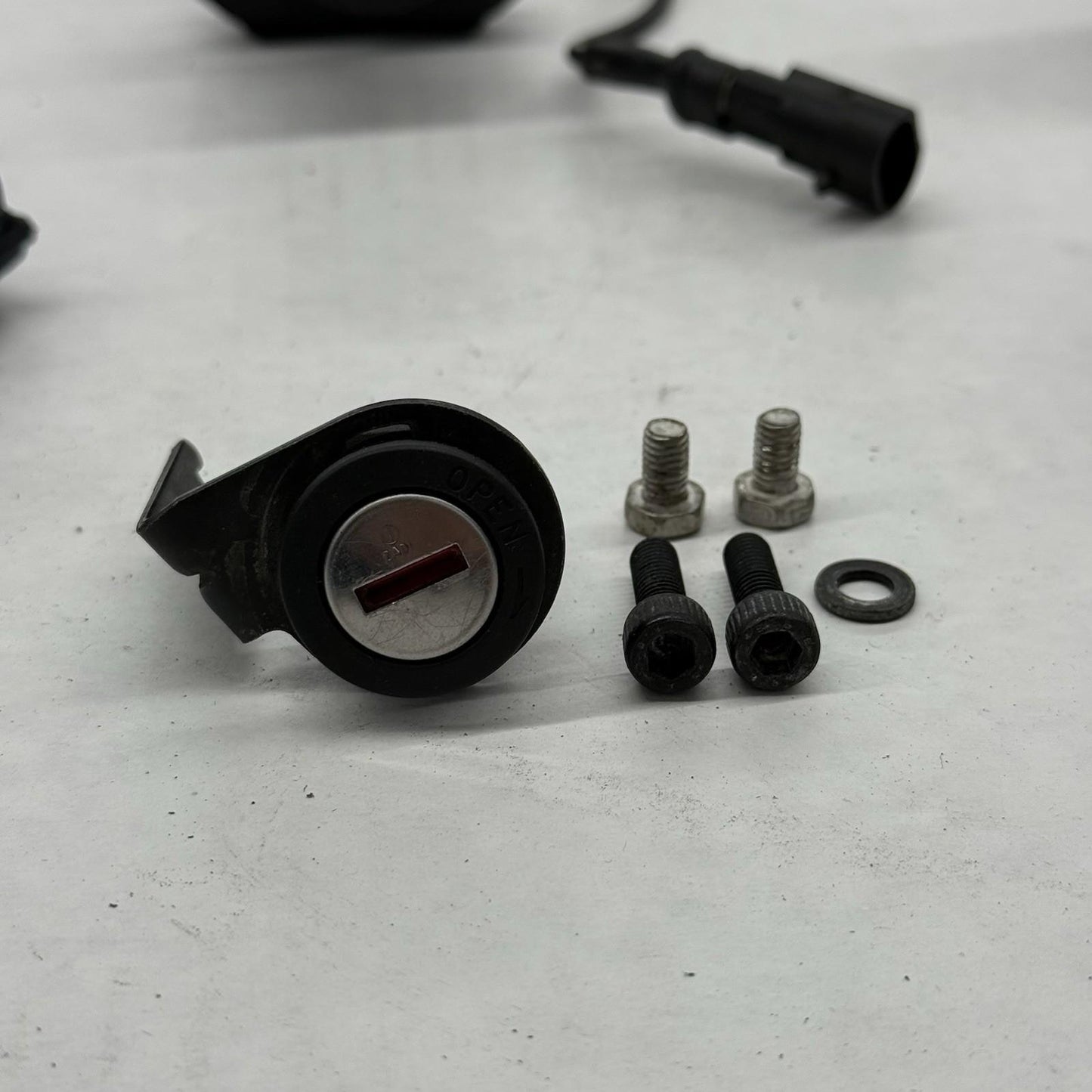 Ducati Panigale V4 V4S V4R 2018-2024 Ignition ECU Speedometer Lock Key 5500 MILE