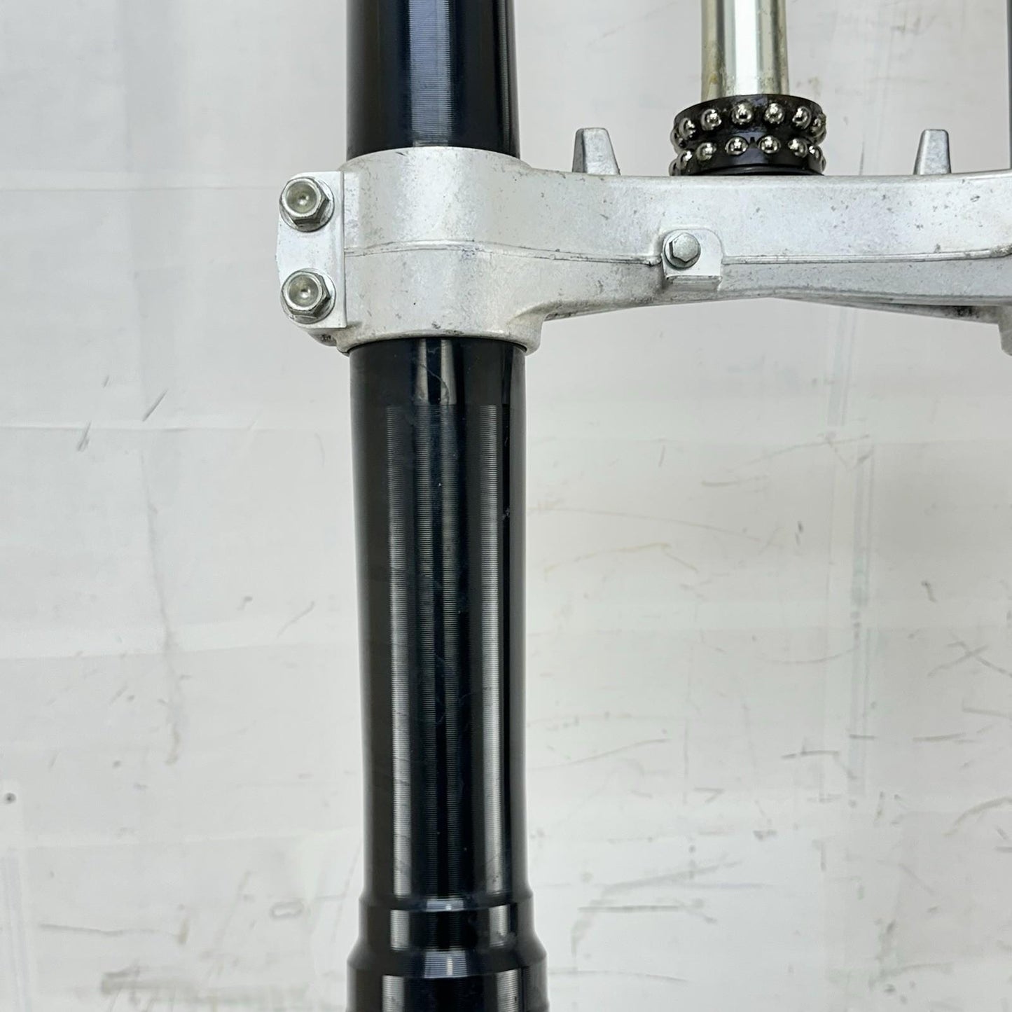 2011 - 2026 SUZUKU GSXR 600 GSXR 750 FRONT FORKS TRIPLE TREE SUSPENSION SHOWA