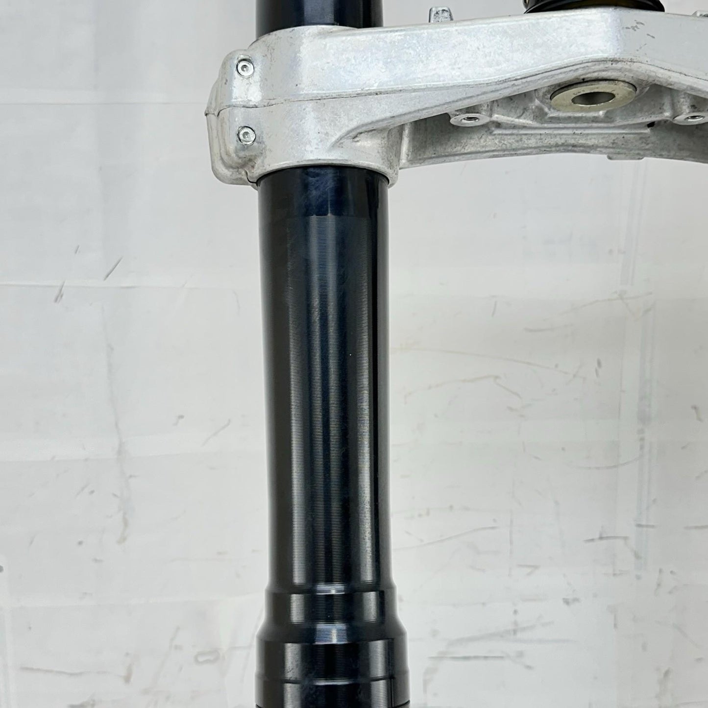 2011 - 2026 SUZUKU GSXR 600 GSXR 750 FRONT FORKS TRIPLE TREE SUSPENSION SHOWA