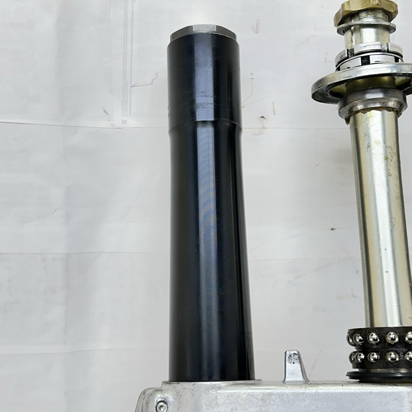 2011 - 2026 SUZUKU GSXR 600 GSXR 750 FRONT FORKS TRIPLE TREE SUSPENSION SHOWA
