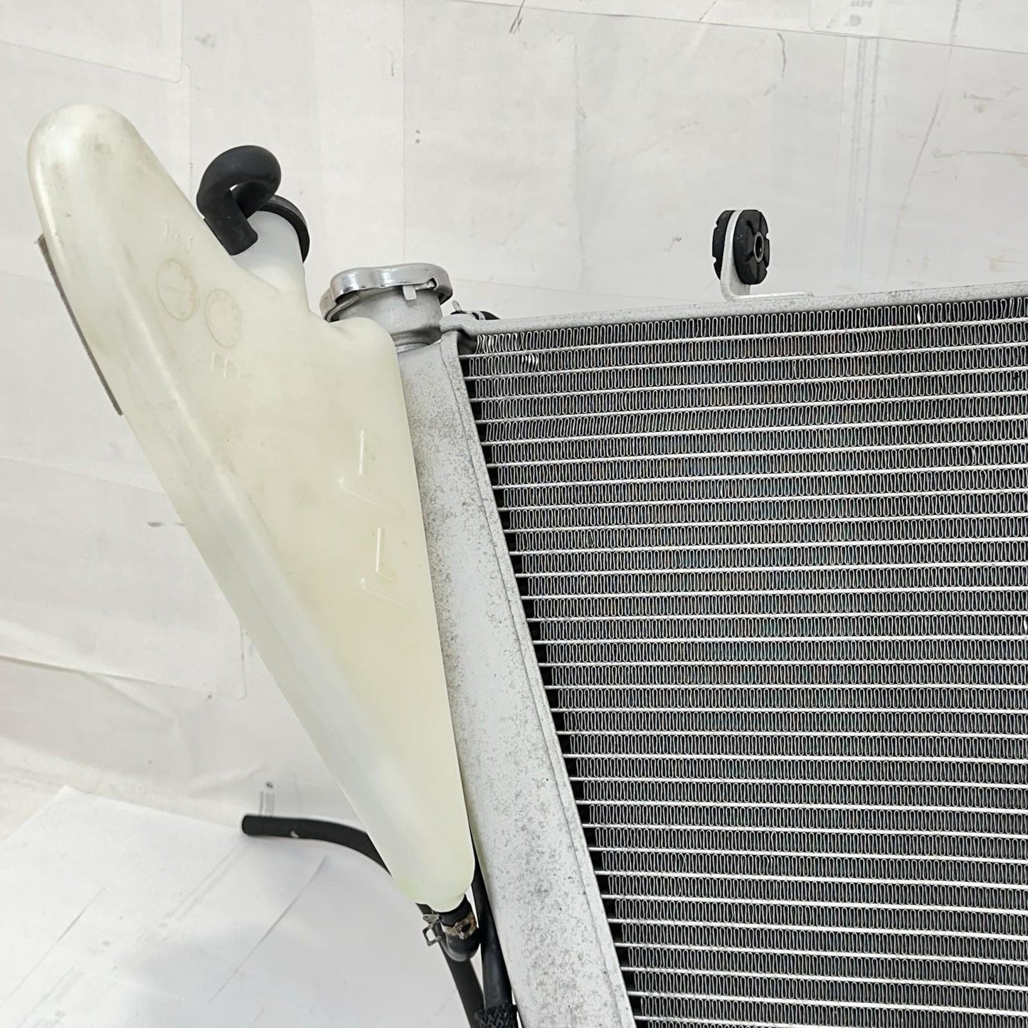 2011 - 2026 SUZUKU GSXR 600 GSXR 750 RADIATOR ENGINE MOTOR FAN COOLANT TANK