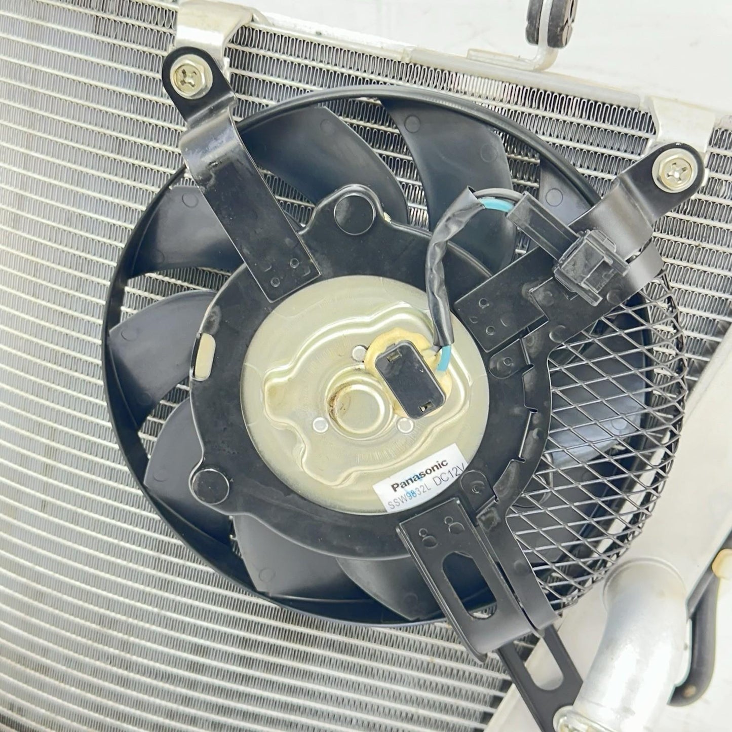 2011 - 2026 SUZUKU GSXR 600 GSXR 750 RADIATOR ENGINE MOTOR FAN COOLANT TANK