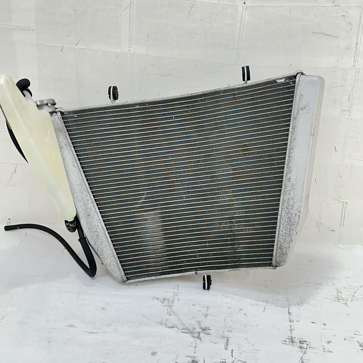 2011 - 2026 SUZUKU GSXR 600 GSXR 750 RADIATOR ENGINE MOTOR FAN COOLANT TANK