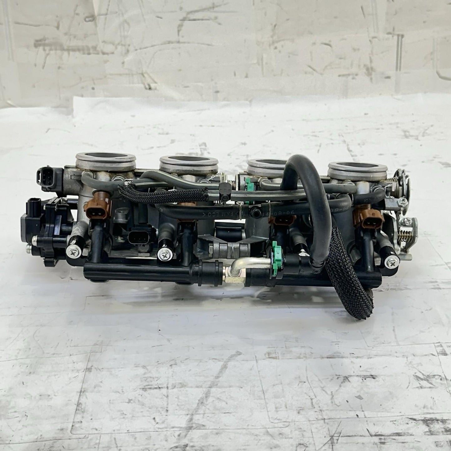 2011 - 2026 SUZUKU GSXR 600 GSXR 750 THROTTLE BODY FUEL INJECTOR RAILING STOCK