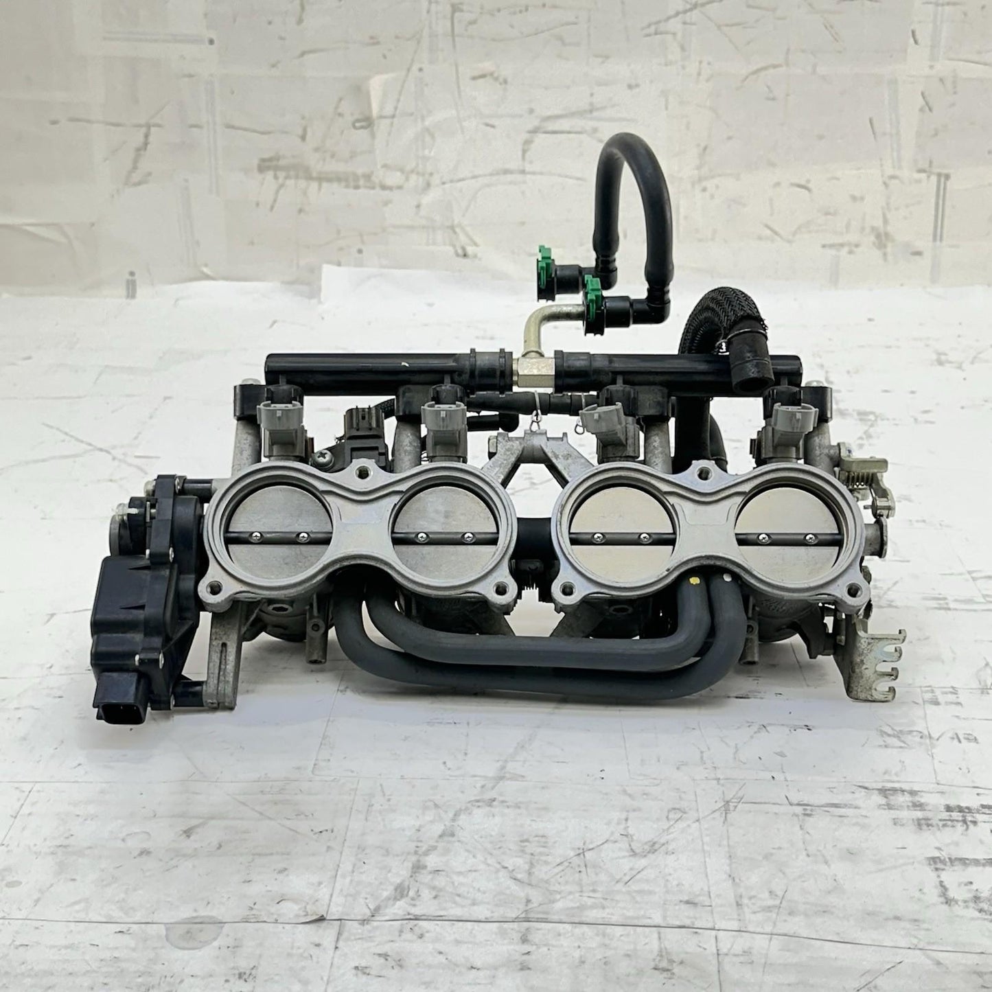 2011 - 2026 SUZUKU GSXR 600 GSXR 750 THROTTLE BODY FUEL INJECTOR RAILING STOCK