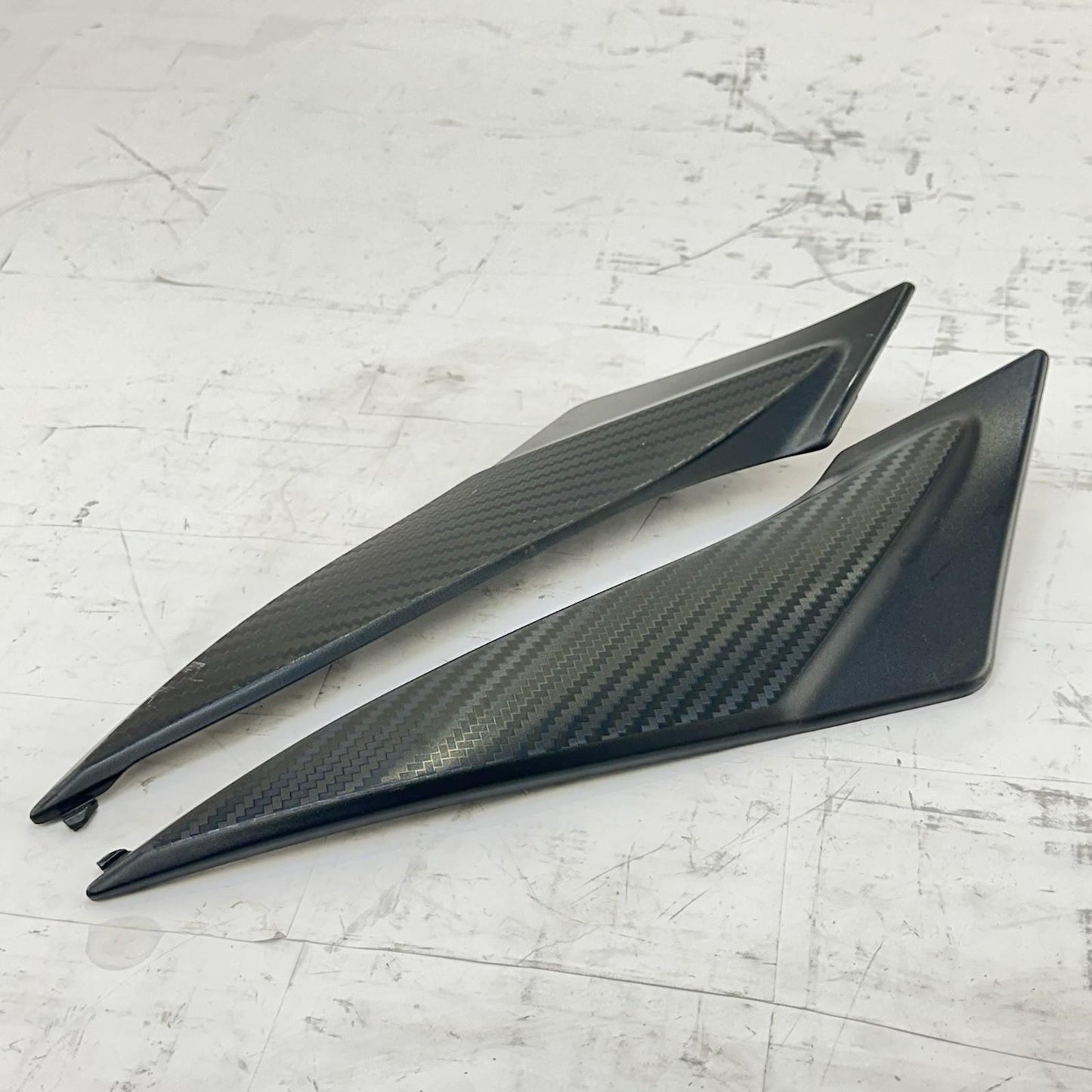 2011 - 2026 SUZUKU GSXR 600 GSXR 750 FUEL TANK SIDE FAIRINGS TRIM COWL PLASTIC