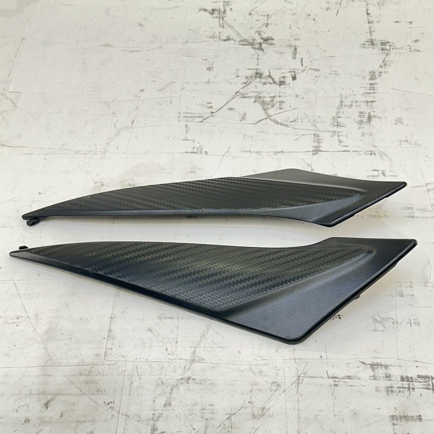 2011 - 2026 SUZUKU GSXR 600 GSXR 750 FUEL TANK SIDE FAIRINGS TRIM COWL PLASTIC