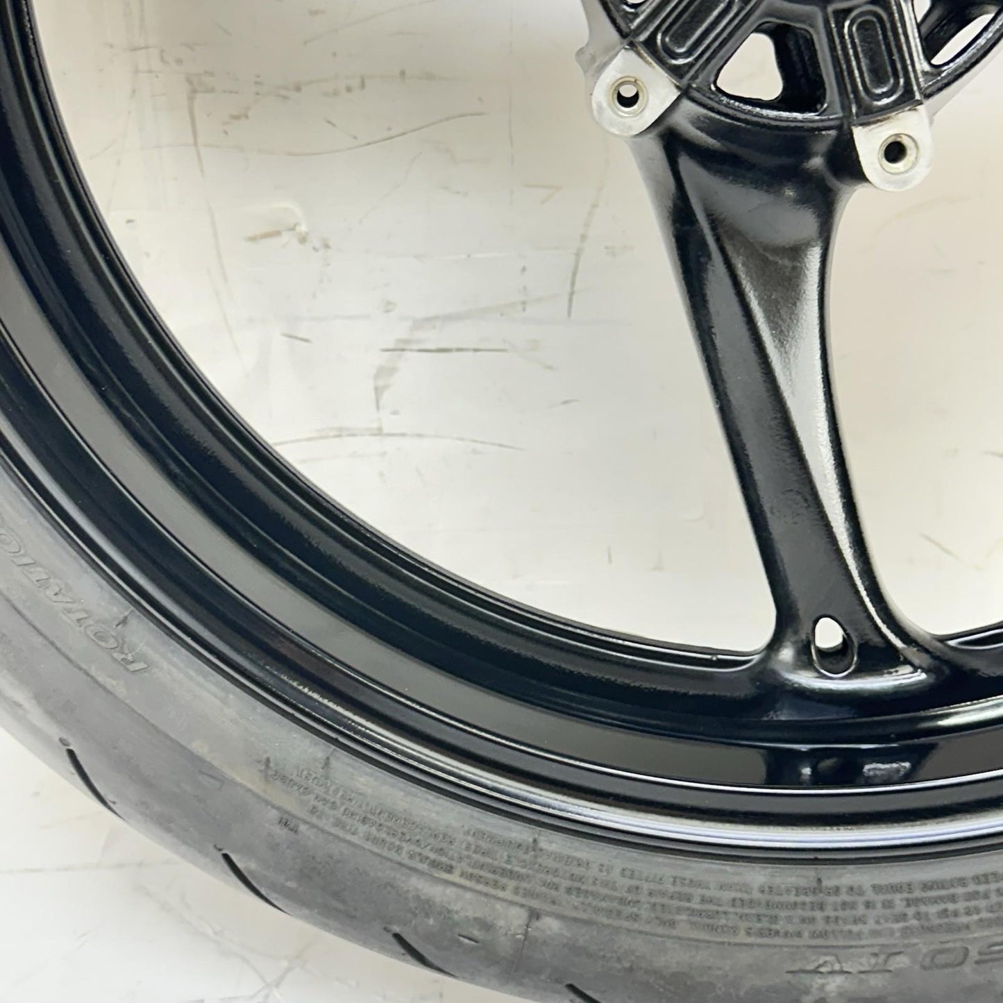 2011 - 2026 SUZUKU GSXR 600 GSXR 750 FRONT WHEEL RIM TIRE RUBBER BLACK STOCK