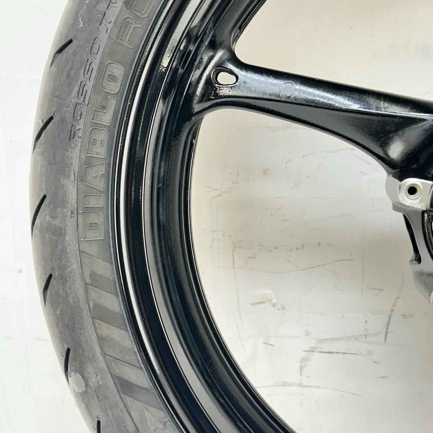 2011 - 2026 SUZUKU GSXR 600 GSXR 750 FRONT WHEEL RIM TIRE RUBBER BLACK STOCK