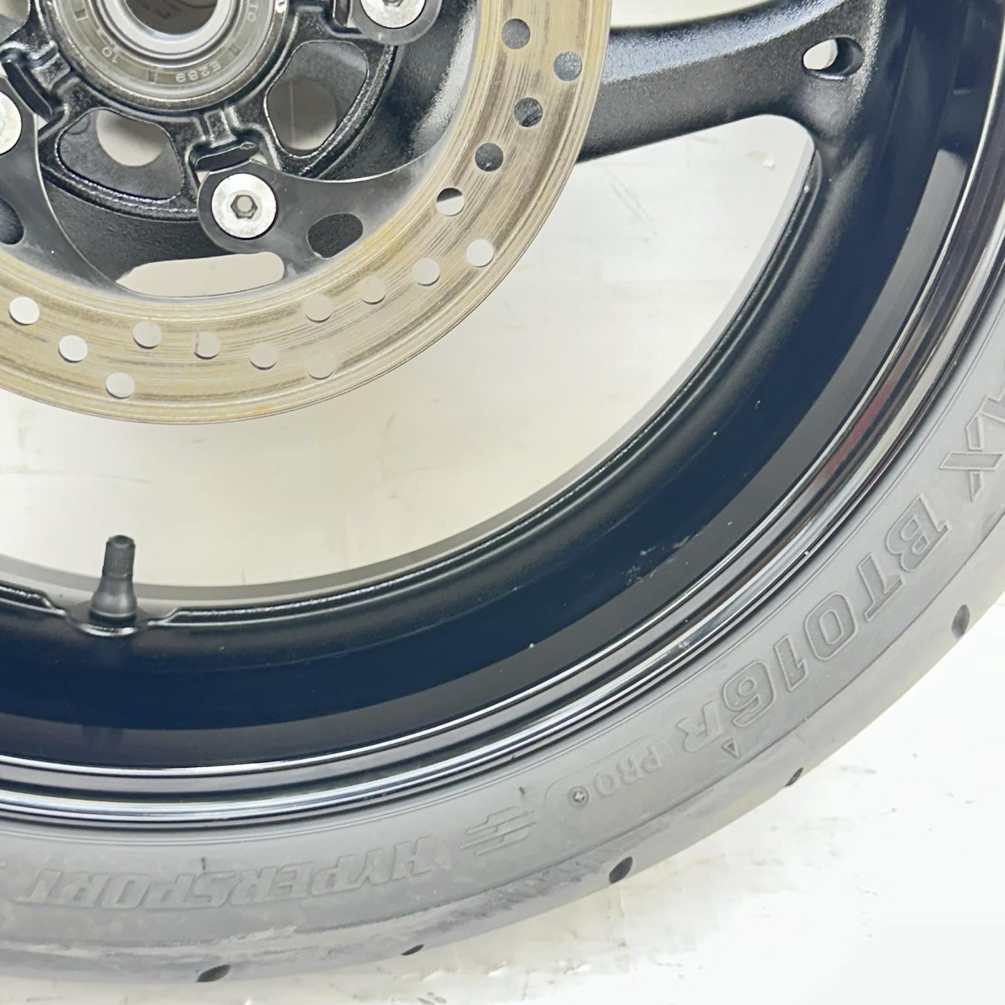 2011 - 2026 SUZUKU GSXR 600 GSXR 750 REAR WHEEL RIM TIRE BACK BRAKE ROTOR DISC