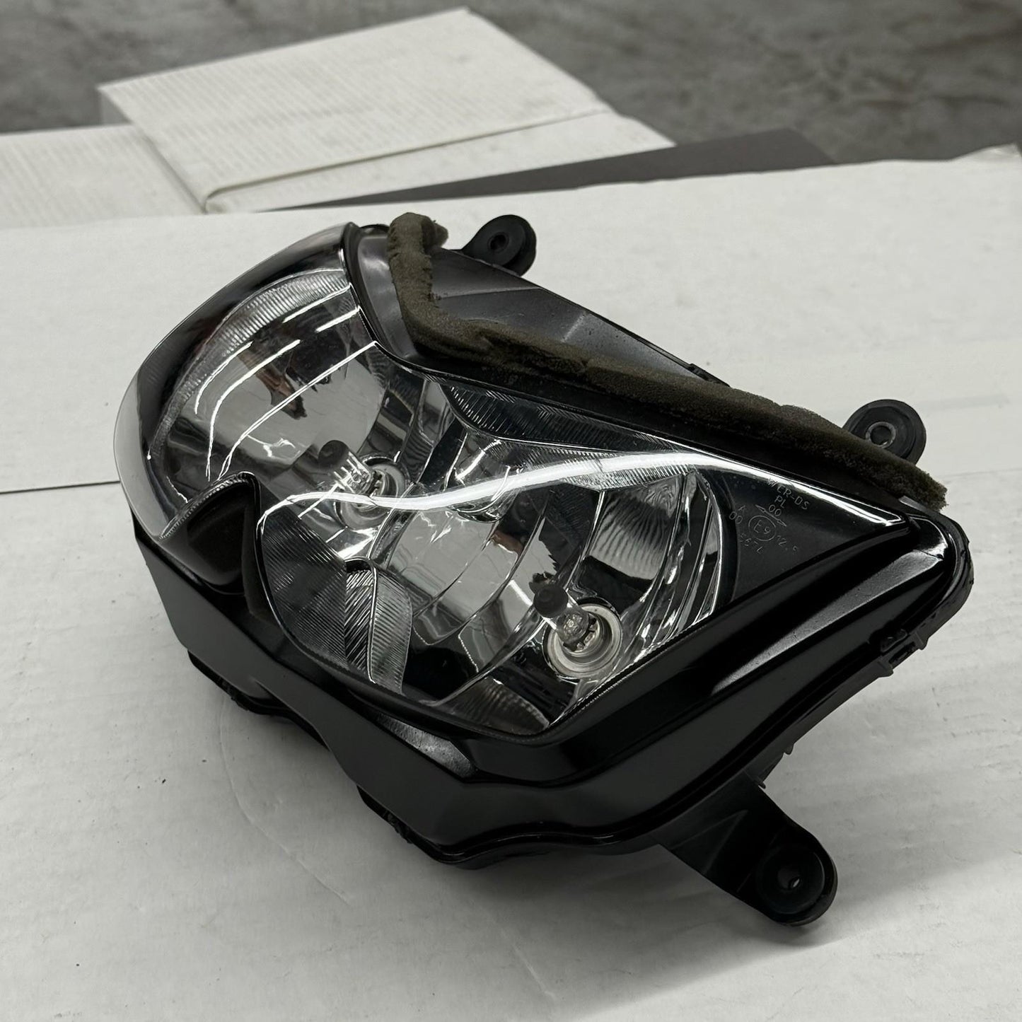 2008 - 2012 KAWASAKI NINJA EX250 Headlight Headlamp OEM EX250J Front Light #