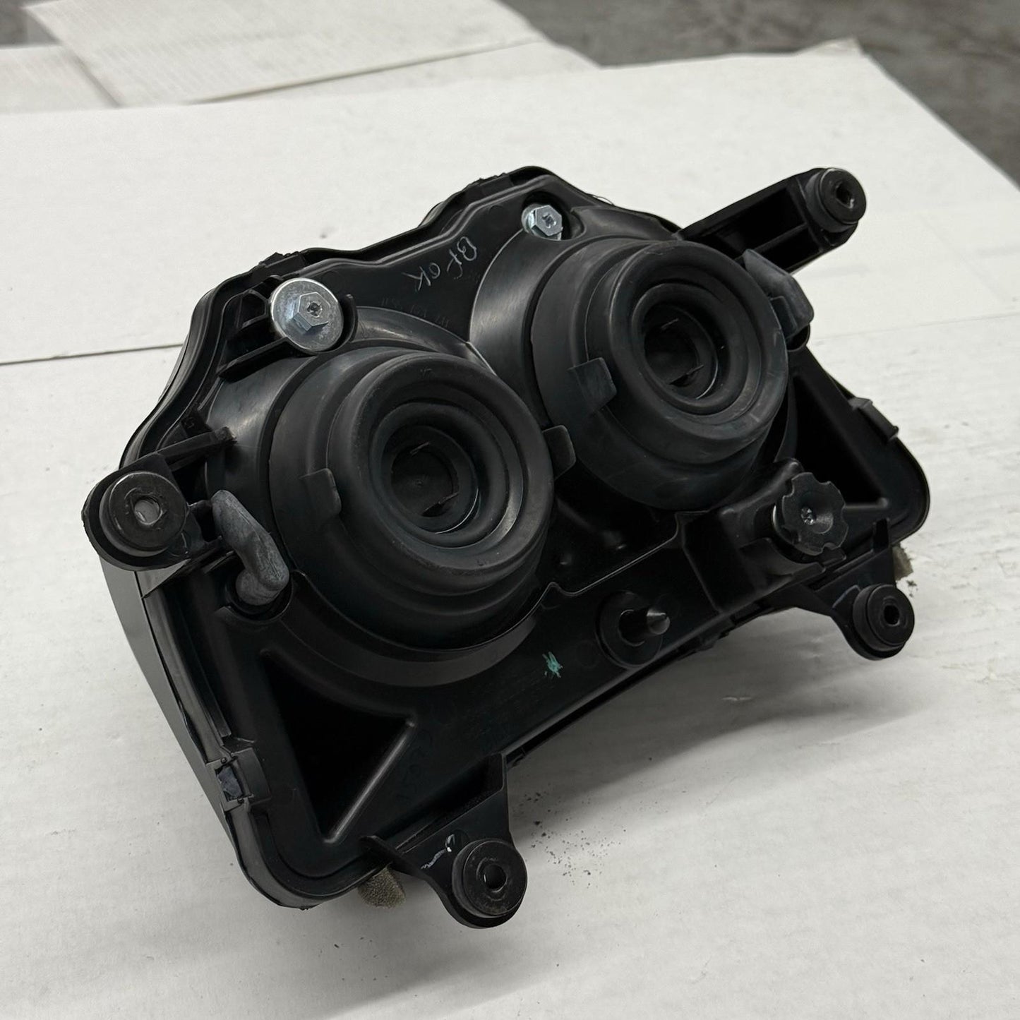 2008 - 2012 KAWASAKI NINJA EX250 Headlight Headlamp OEM EX250J Front Light #