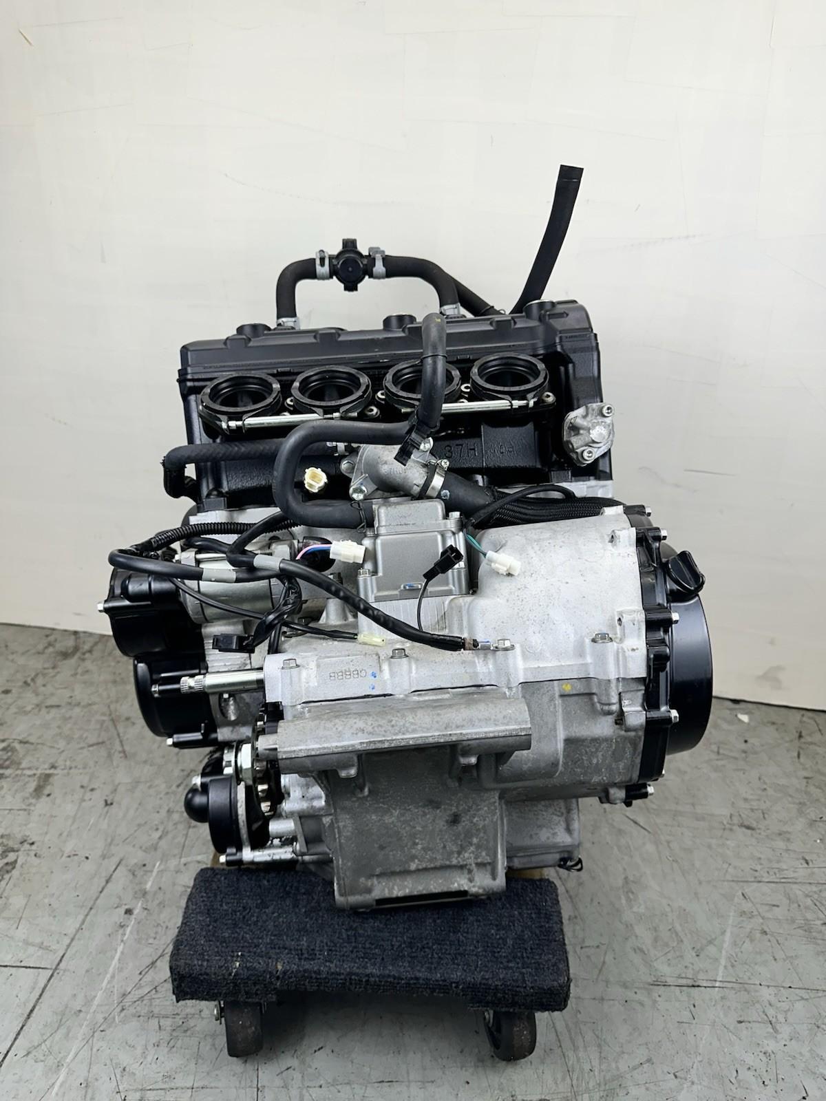 2011 - 2025 SUZUKI GSXR 600 ENGINE MOTOR 5000 MILES TRANSMISSON CRANK CASE STOCK