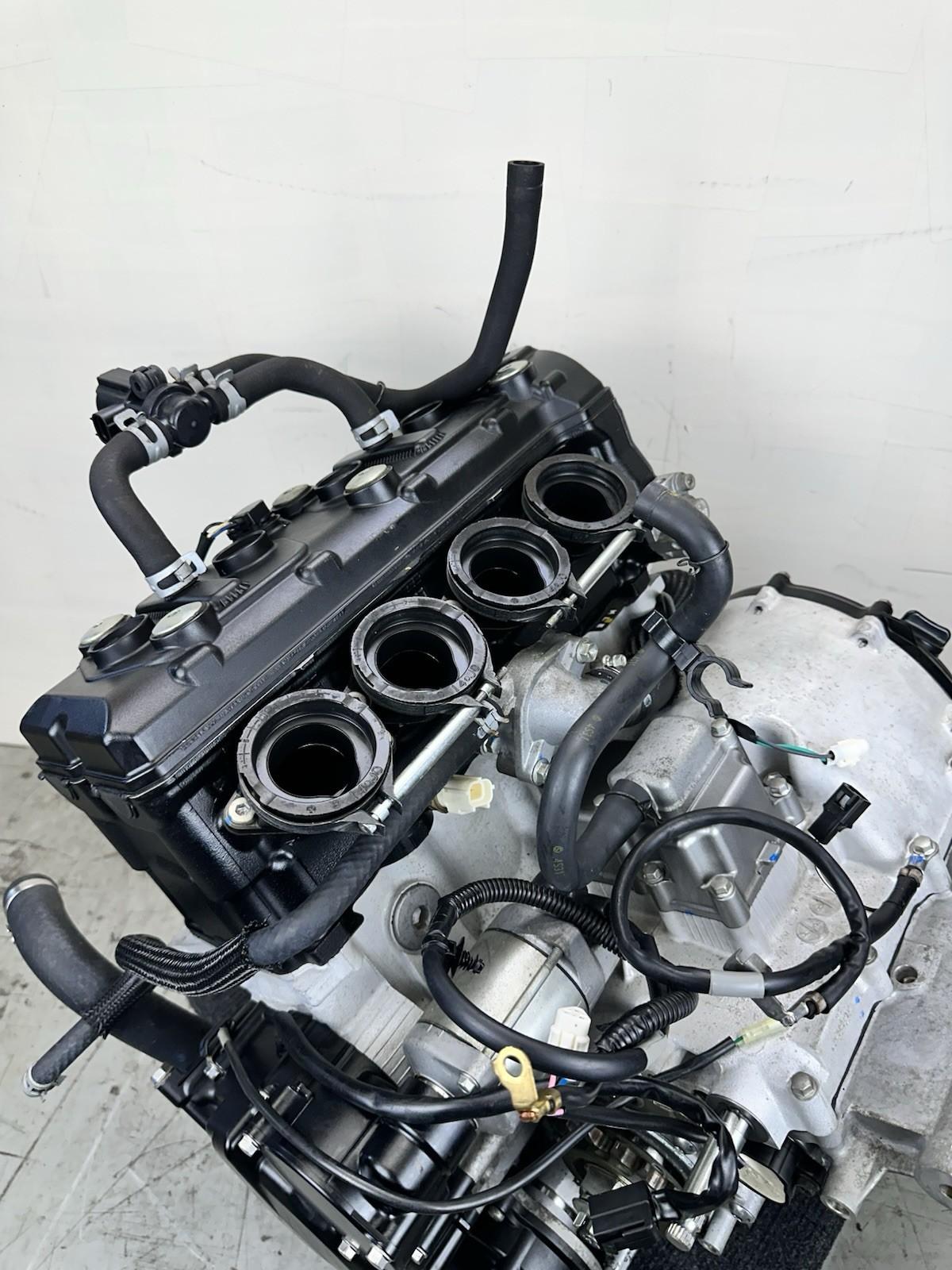 2011 - 2025 SUZUKI GSXR 600 ENGINE MOTOR 5000 MILES TRANSMISSON CRANK CASE STOCK