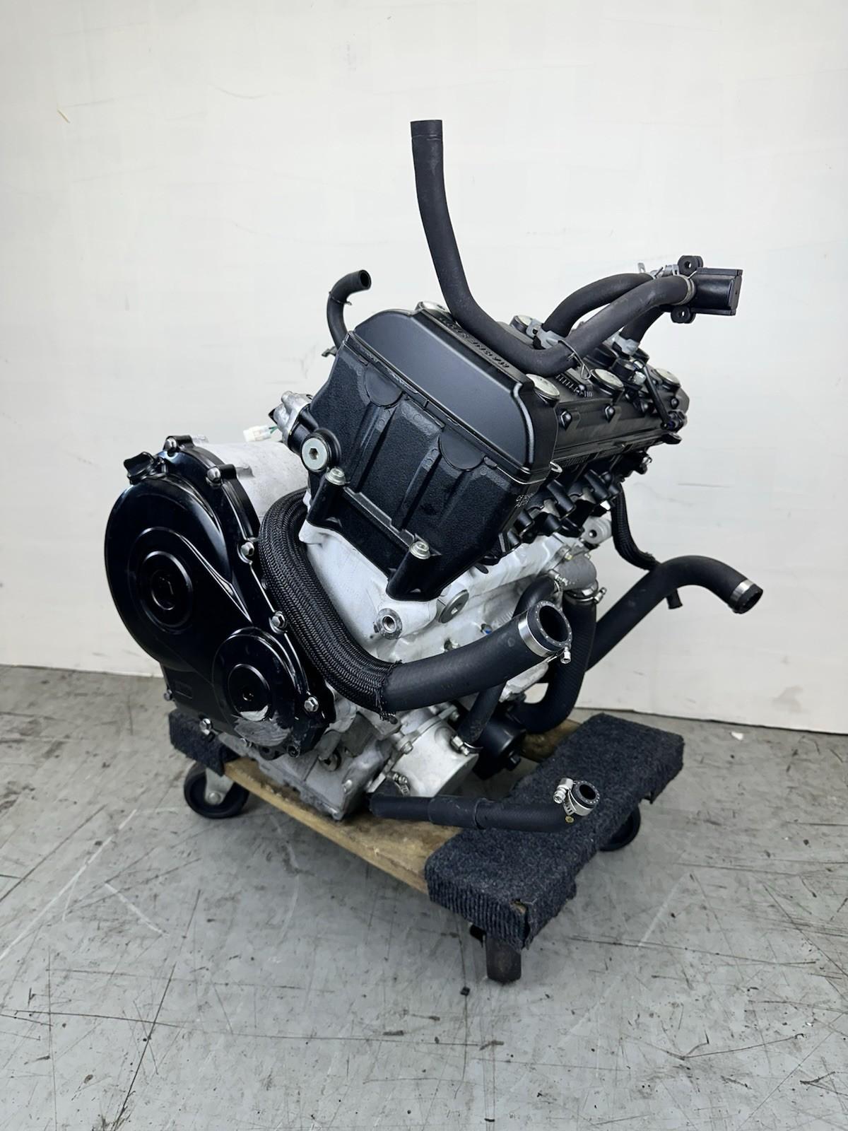 2011 - 2025 SUZUKI GSXR 600 ENGINE MOTOR 5000 MILES TRANSMISSON CRANK CASE STOCK