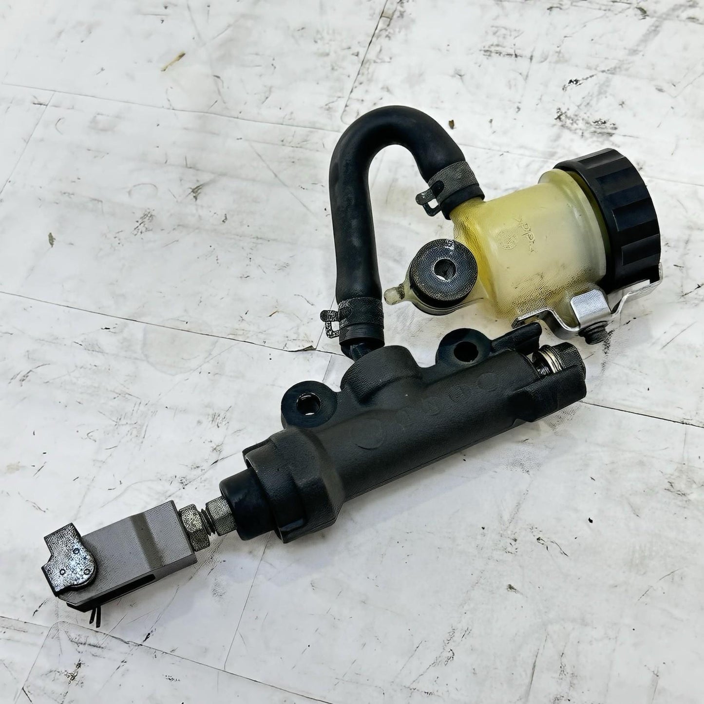 2012 - 2016 HONDA CBR1000RR REAR BRAKE MASTER CYLINDER RESERVOIR STOCK