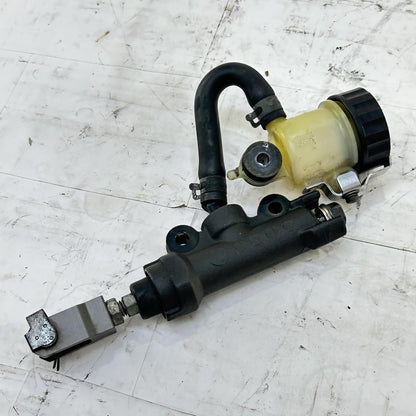 2012 - 2016 HONDA CBR1000RR REAR BRAKE MASTER CYLINDER RESERVOIR STOCK