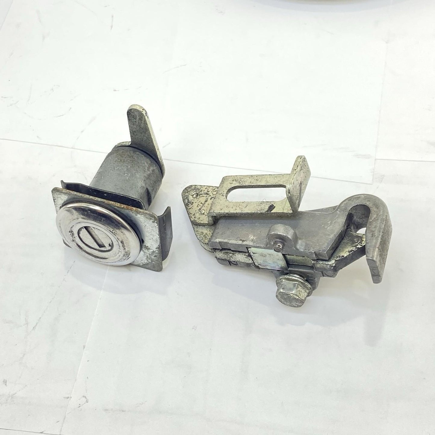 2012 - 2016 HONDA CBR1000RR IGNITION LOCK SET KEY GAS CAP SEAT LATCH BOLTS STOCK