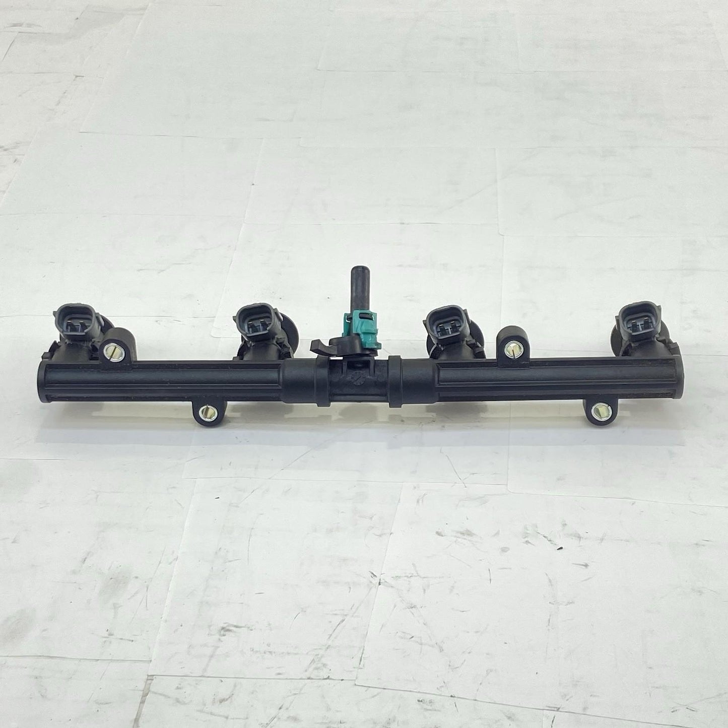 2012 - 2016 HONDA CBR1000RR FUEL INJECTORS RAILING SET BRACKET BOLTS STOCK