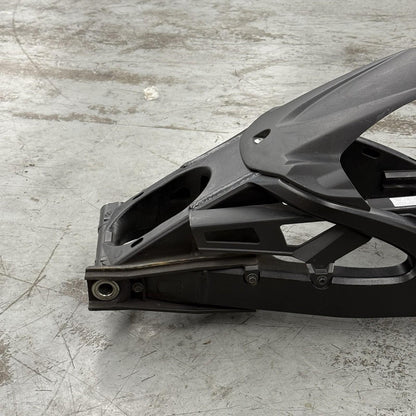 2011 - 2025 SUZUKI GSXR600 GSXR750 SWINGARM BACK REAR SUSPENSION SWING ARM BLACK