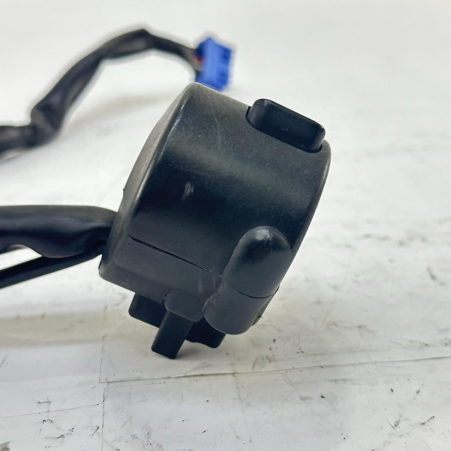 2012 - 2016 HONDA CBR1000RR LEFT SWITCH LIGHTS HORN INDICATOR CONTROL BUTTONS