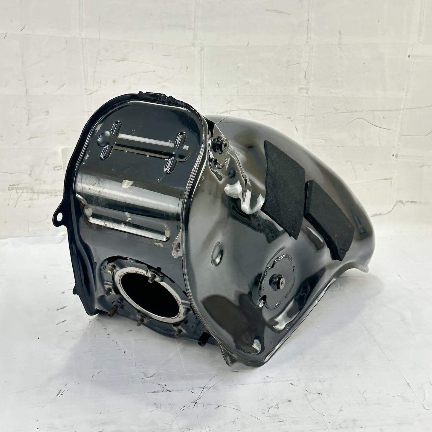 2012 - 2016 HONDA CBR1000RR FUEL TANK GAS PETROL RESERVOIR BLACK STOCK *DENT*