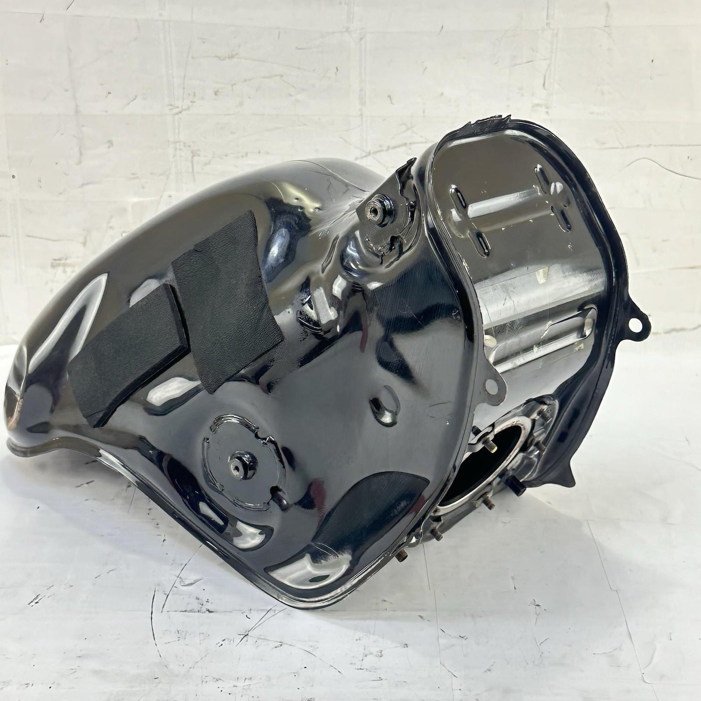 2012 - 2016 HONDA CBR1000RR FUEL TANK GAS PETROL RESERVOIR BLACK STOCK *DENT*