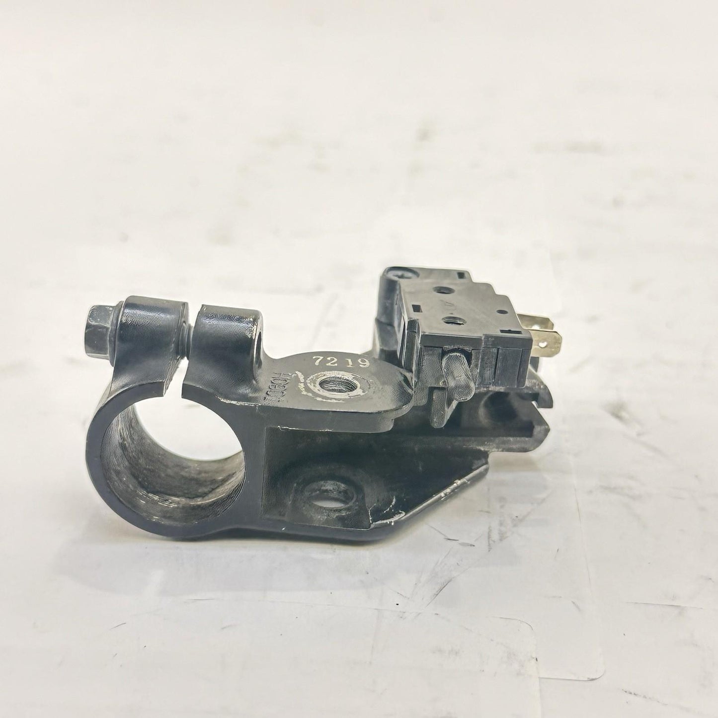 2007 - 2012 HONDA CBR600RR CLUTCH PERCH LEFT LEVER MOUNT BRACKET BLACK STOCK