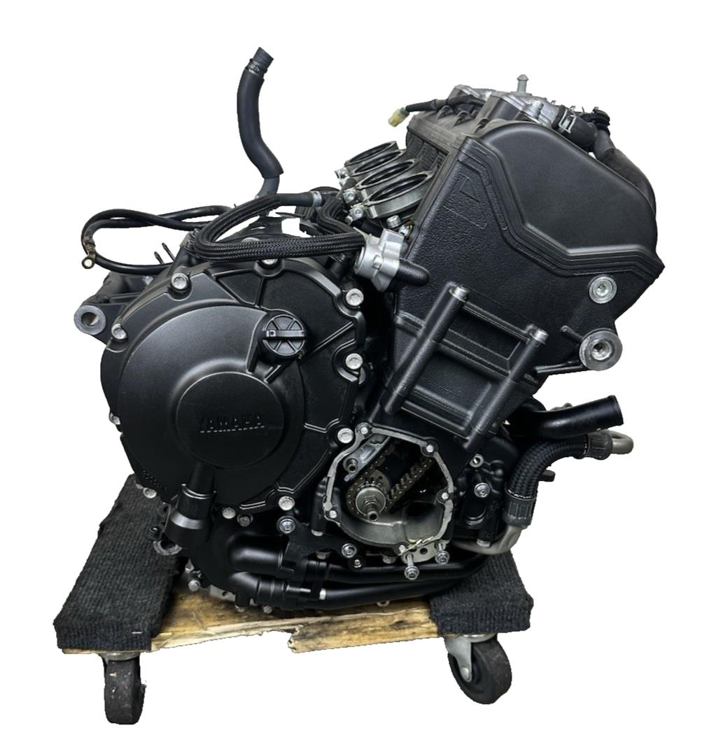 2015 - 2019 YAMAHA YZF R1 R1M ENGINE MOTOR 30 DAY WARRANTY TESTED *DAMAGED CASE*