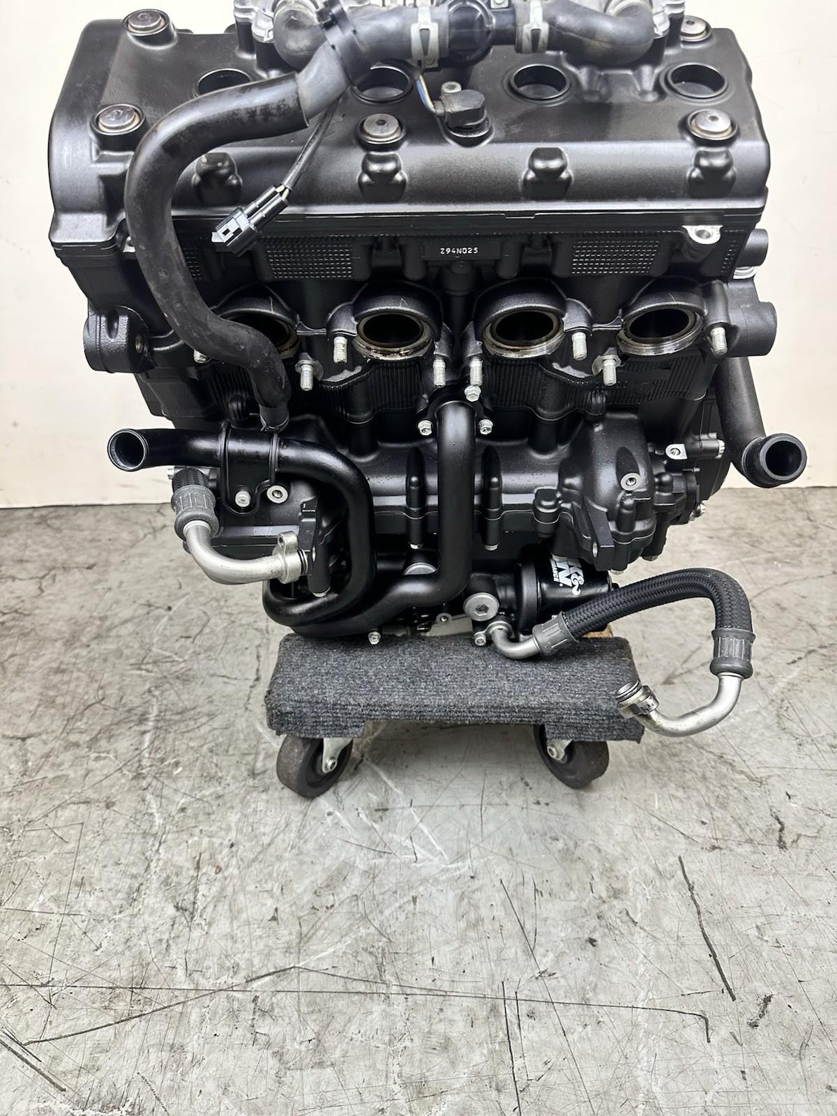 2015 - 2019 YAMAHA YZF R1 R1M ENGINE MOTOR 30 DAY WARRANTY TESTED *DAMAGED CASE*