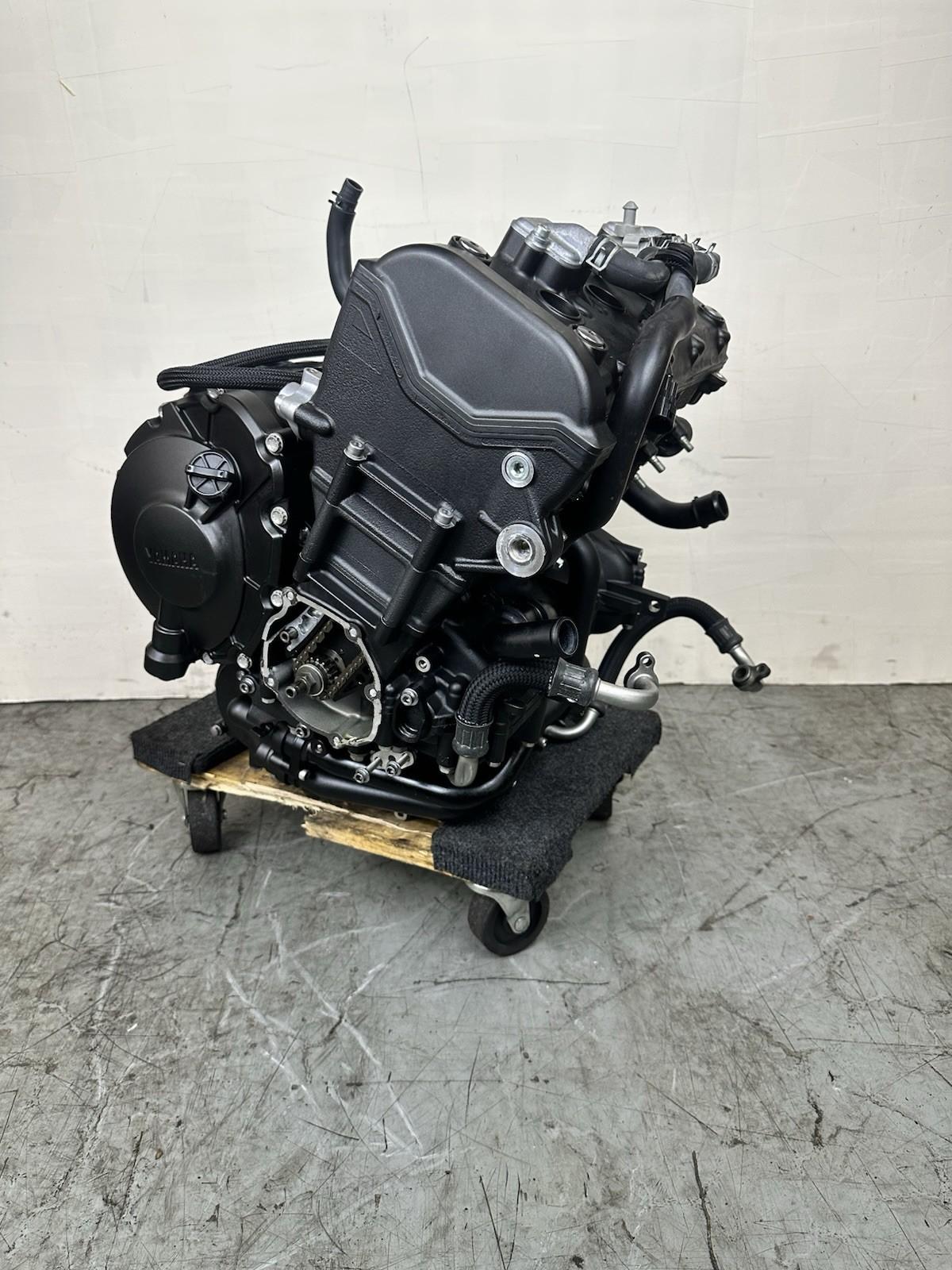 2015 - 2019 YAMAHA YZF R1 R1M ENGINE MOTOR 30 DAY WARRANTY TESTED *DAMAGED CASE*