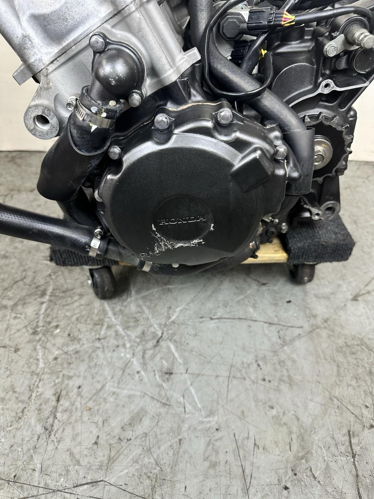 2012 - 2016 HONDA CBR1000RR ENGINE MOTOR COMPLETE STOCK TESTED *GOOD COMPRESION*