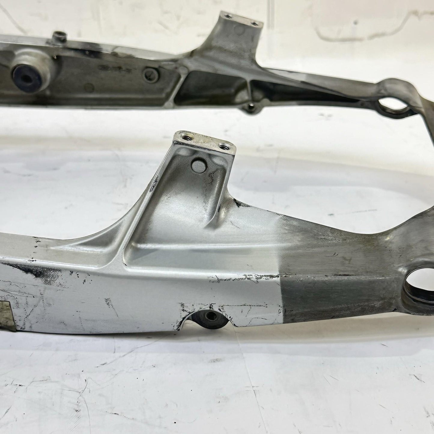 2007 - 2012 HONDA CBR600RR SUBFRAME REAR UNDERTAIL BRACKET MOUNT FRAME SILVER