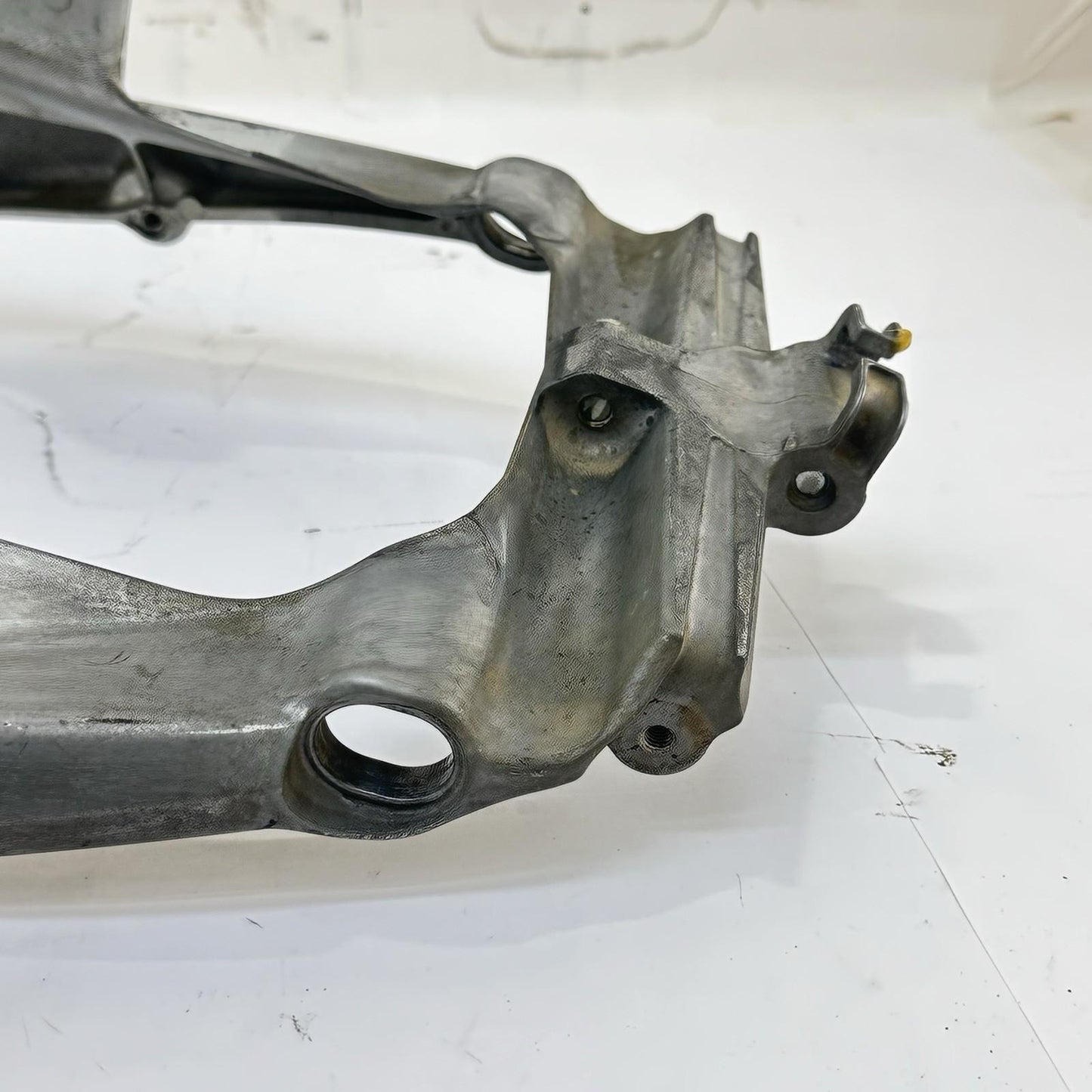 2007 - 2012 HONDA CBR600RR SUBFRAME REAR UNDERTAIL BRACKET MOUNT FRAME SILVER
