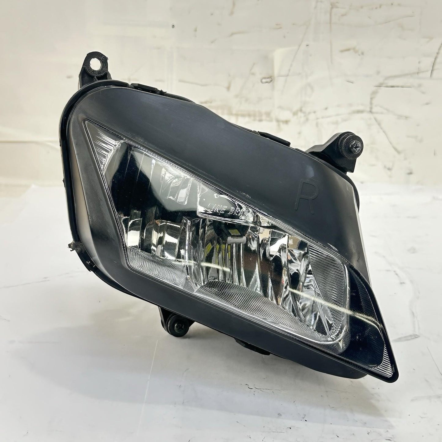 2007 - 2012 HONDA CBR600RR HEADLIGHTS FRONT LAMPS LEFT RIGHT SET LIGHTS