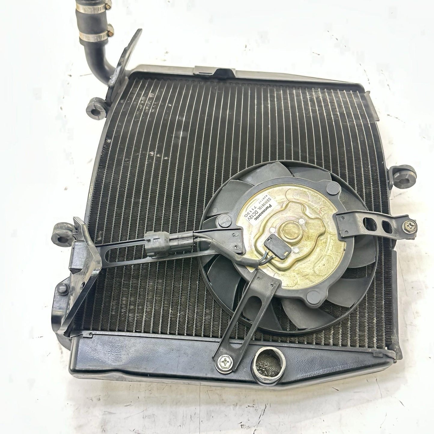 2007 - 2012 HONDA CBR600RR RADIATOR ENGINE MOTOR COOLING FAN BLACK STOCK