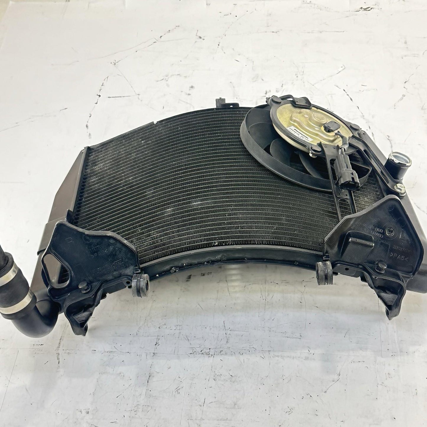 2007 - 2012 HONDA CBR600RR RADIATOR ENGINE MOTOR COOLING FAN BLACK STOCK