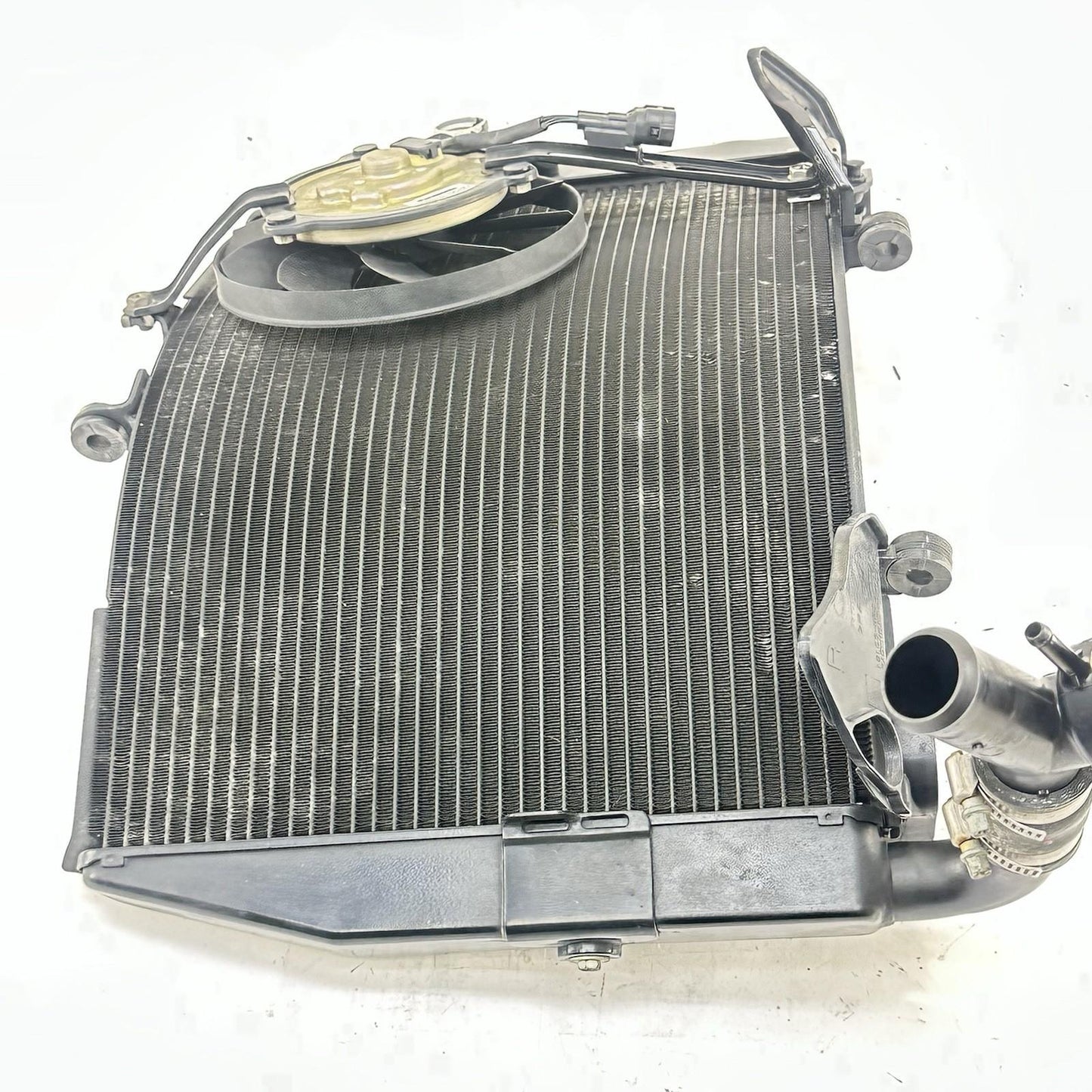 2007 - 2012 HONDA CBR600RR RADIATOR ENGINE MOTOR COOLING FAN BLACK STOCK