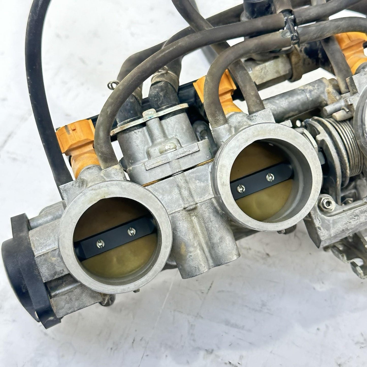 2007 - 2012 HONDA CBR600RR THROTTLE BODY FUEL INJECTORS ASSEMBLY STOCK