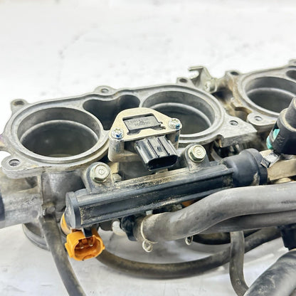 2007 - 2012 HONDA CBR600RR THROTTLE BODY FUEL INJECTORS ASSEMBLY STOCK