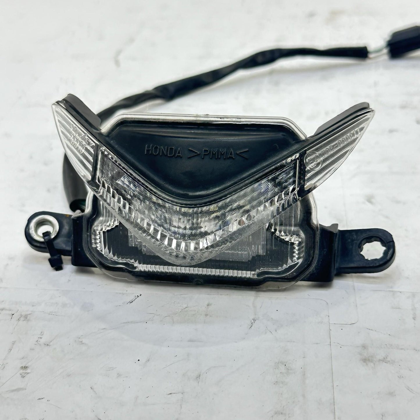 2007 - 2012 HONDA CBR600RR LICENSE PLATE LIGHT REAR TAIL ILLUMINATOR BACK LAMP
