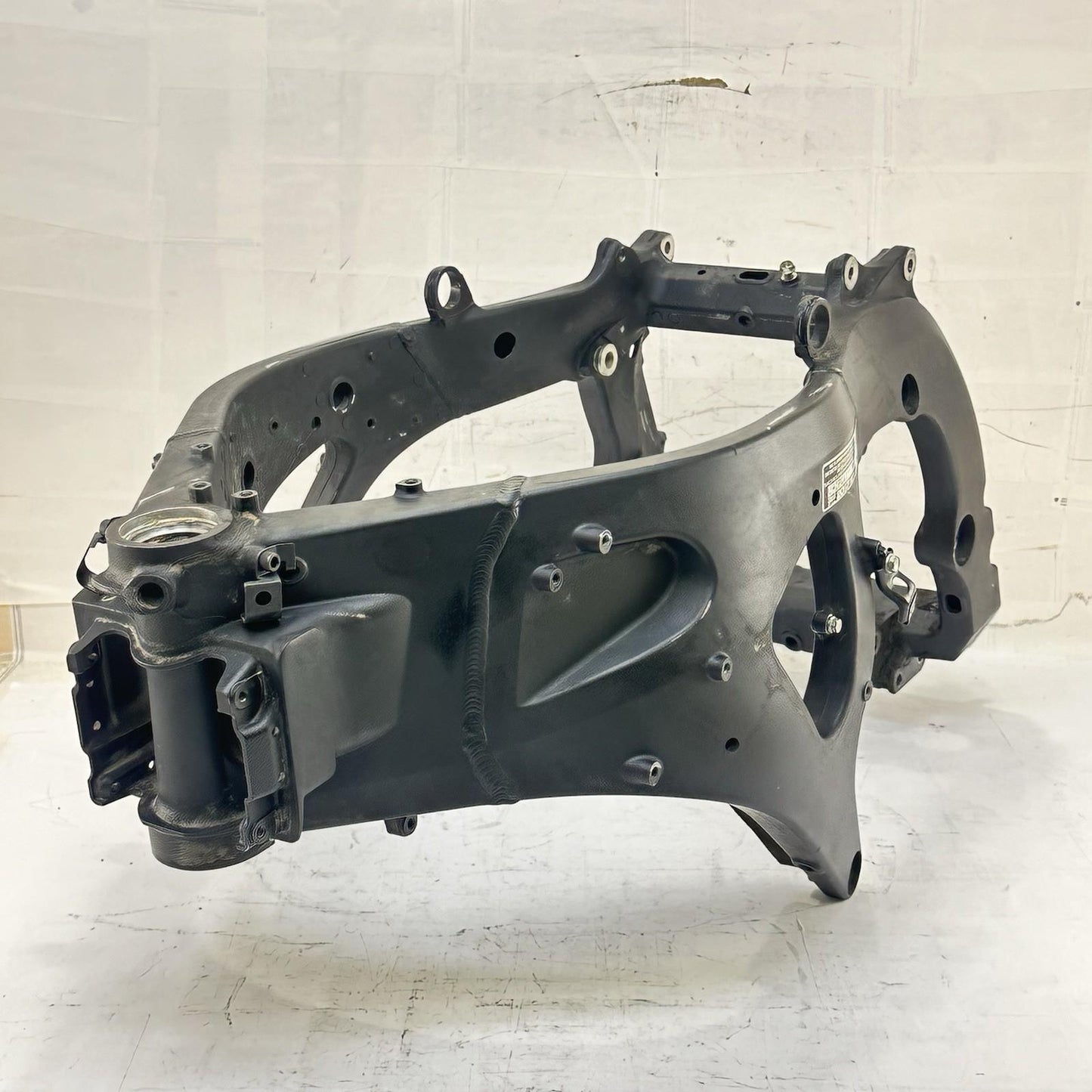 2007 - 2012 HONDA CBR600RR MAIN FRAME BODY CHASSIS BLACK STOCK