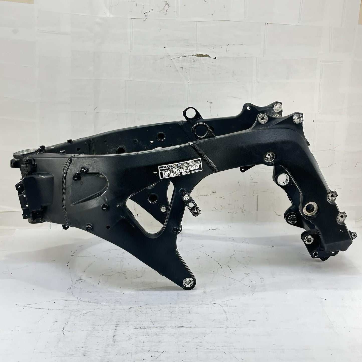 2007 - 2012 HONDA CBR600RR MAIN FRAME BODY CHASSIS BLACK STOCK