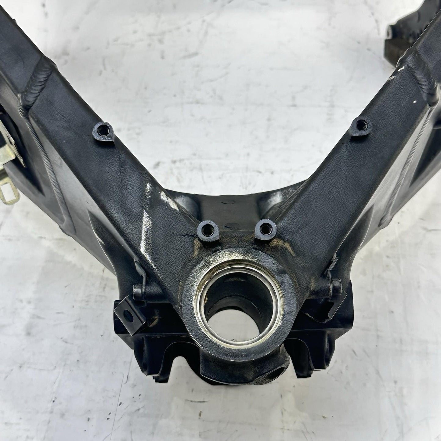 2007 - 2012 HONDA CBR600RR MAIN FRAME BODY CHASSIS BLACK STOCK