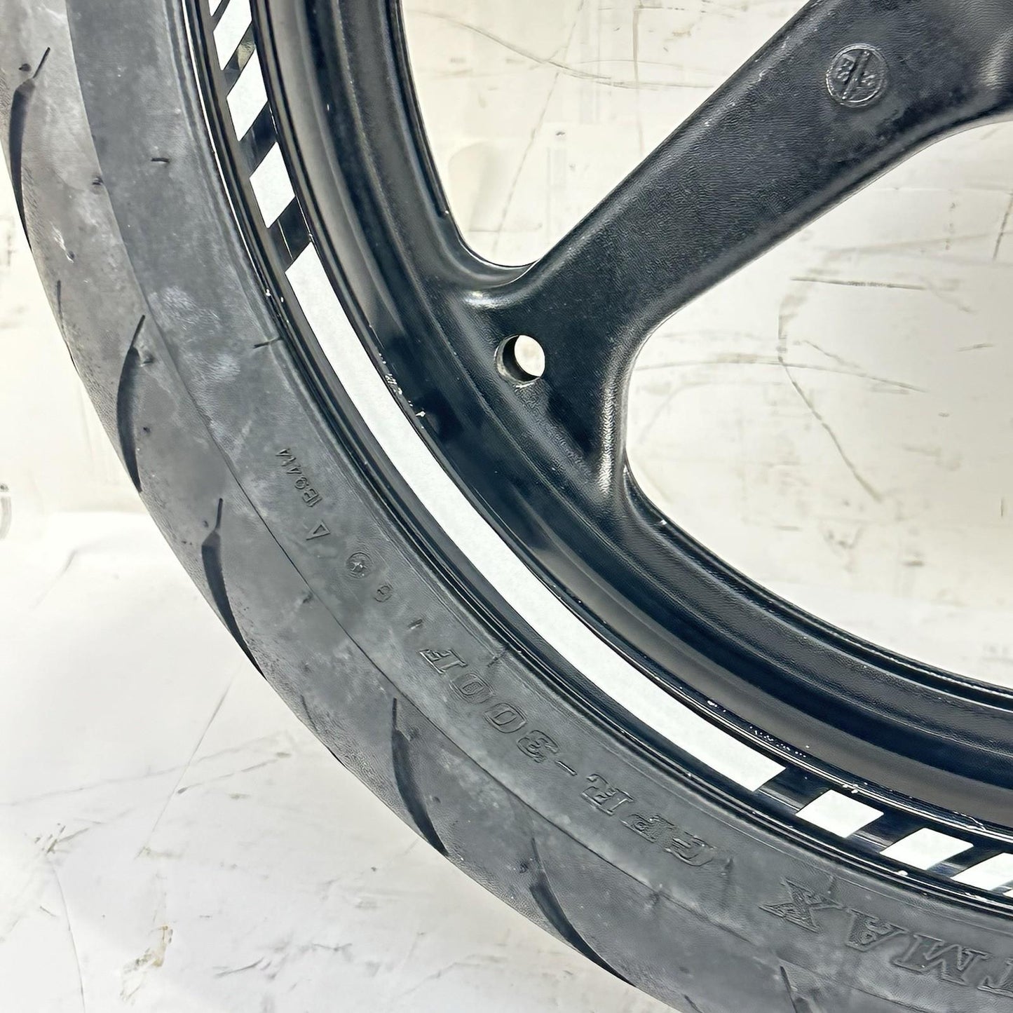 2007 - 2012 HONDA CBR600RR FRONT WHEEL RIM TIRE BLACK STOCK